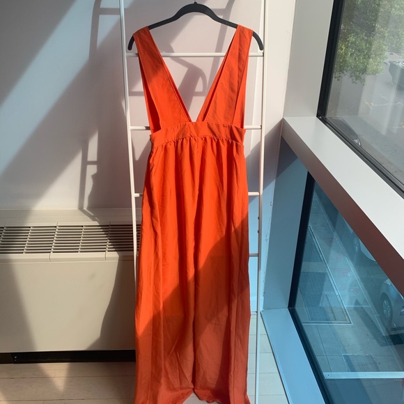 NWT Orange Plunging V Neck Maxi Dress Size S - Picture 4 of 6